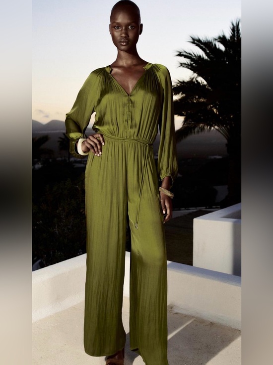 Zara Pants - 🔥Zara Olive Green Long-Sleeve V-Neck Wide-Leg Jumpsuit NWT